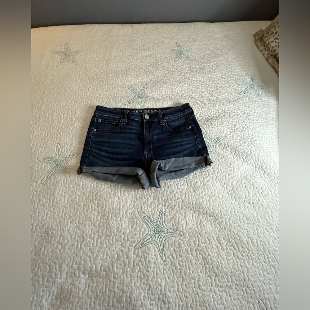 American Eagle Hi Rise Shorties